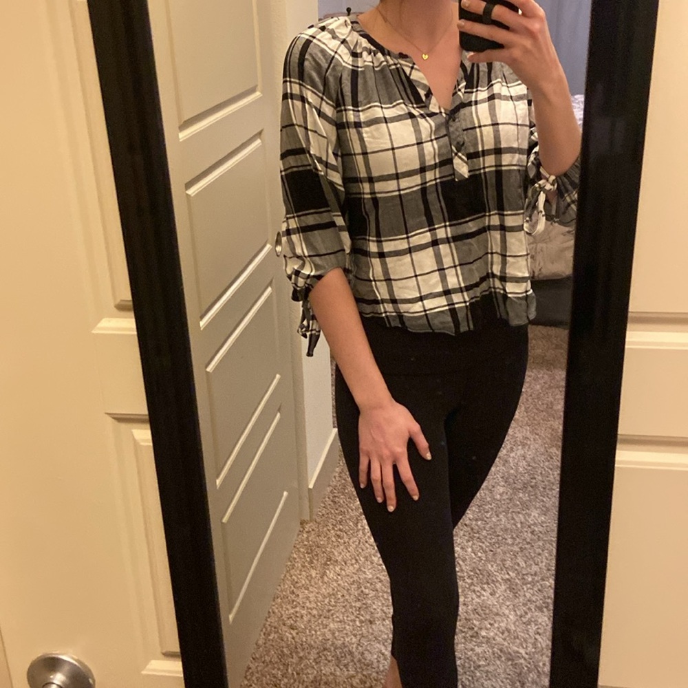 WHBM top